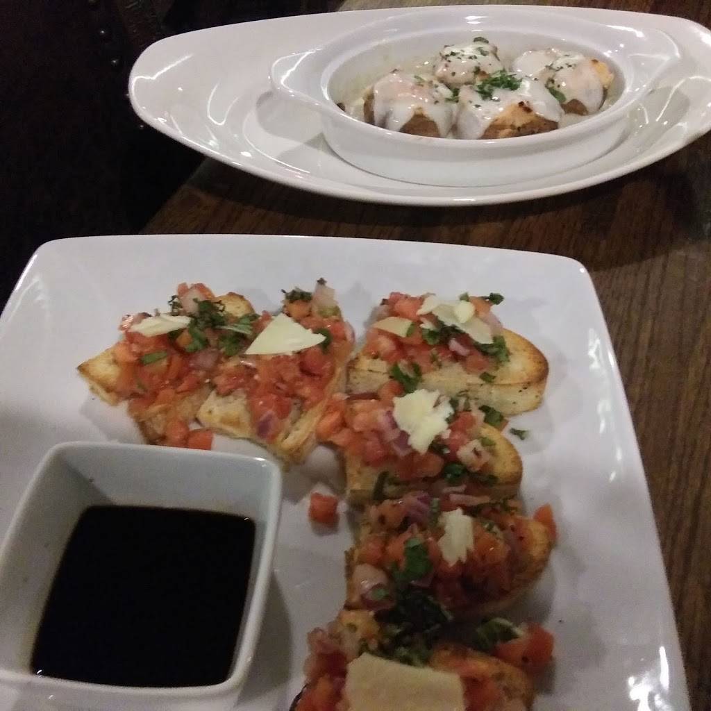 Little Italy Italian Cuisine | restaurant | 2651 New Pinery Rd, Portage, WI 53901, USA | 6085661232 OR +1 608-566-1232