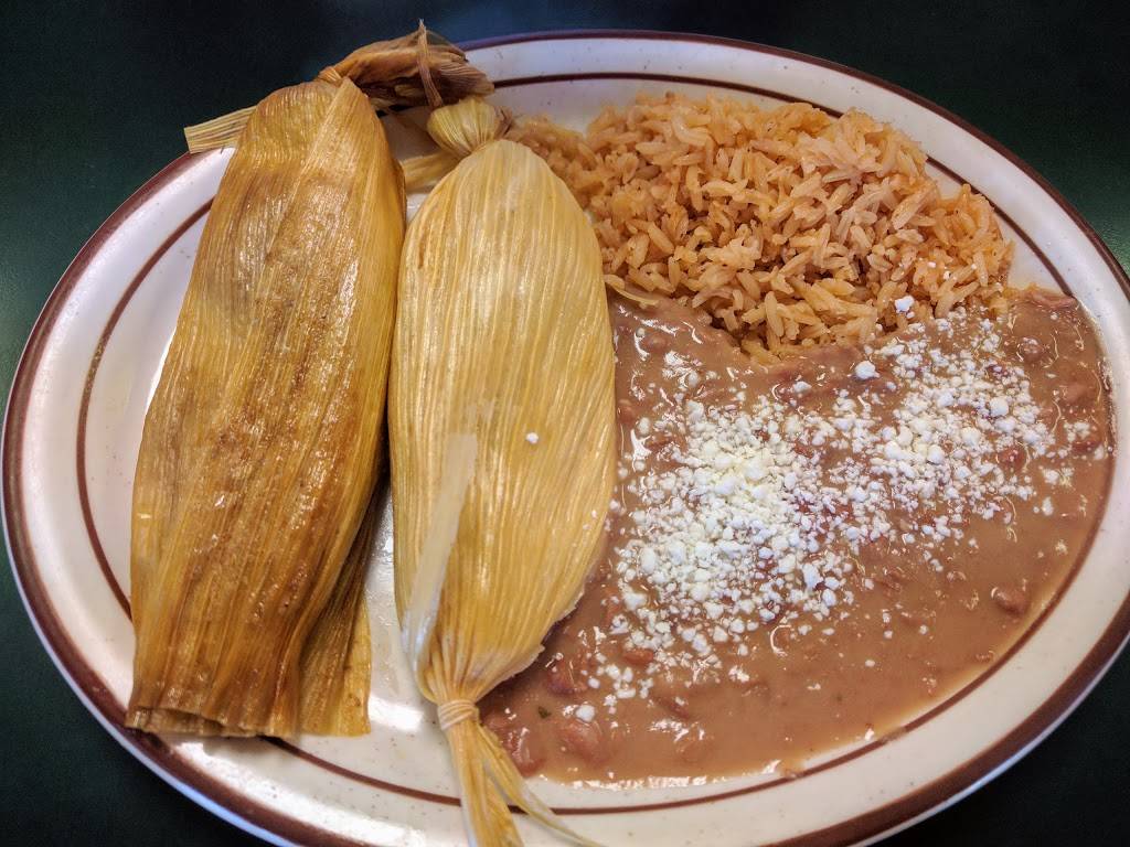 Ricos Mexican Food | restaurant | 222 E Sierra Ave, Portola, CA 96122, USA | 5308324017 OR +1 530-832-4017