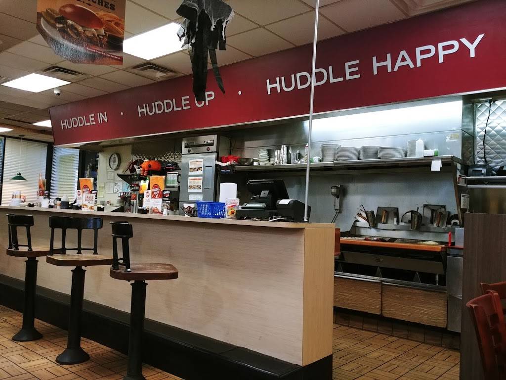 Huddle House | restaurant | 143 US-441, Clayton, GA 30525, USA | 7067827398 OR +1 706-782-7398