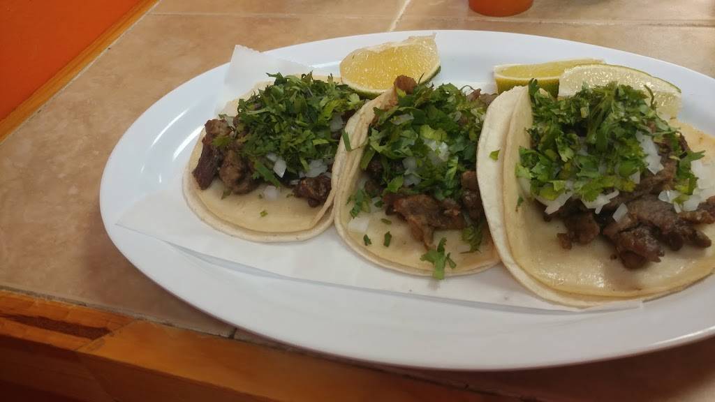 Los Amigos Restaurant | restaurant | 10220 E. 24 Hwy., Independence, MO 64053, USA | 8168775490 OR +1 816-877-5490