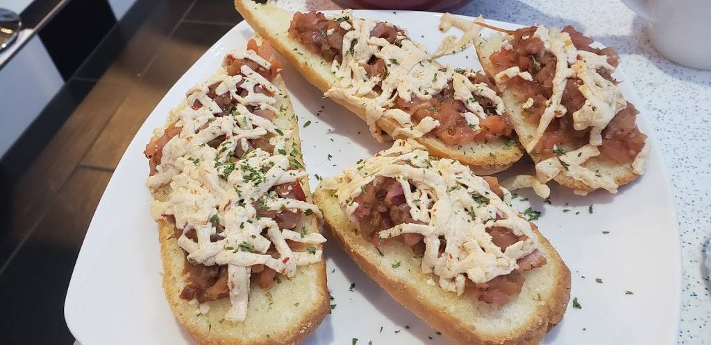 Super Natural Vegan Cuisine | restaurant | 22 Lindsay St S, Lindsay, ON K9V 2L8, Canada | 7058807683 OR +1 705-880-7683