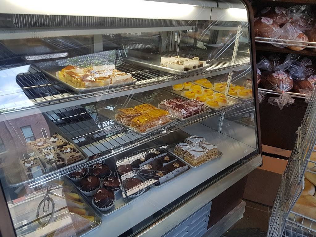 Brazil Bakery & Pastry Ltd | restaurant | 1566 Dundas St W, Toronto, ON M6K 1T5, Canada | 4165312888 OR +1 416-531-2888