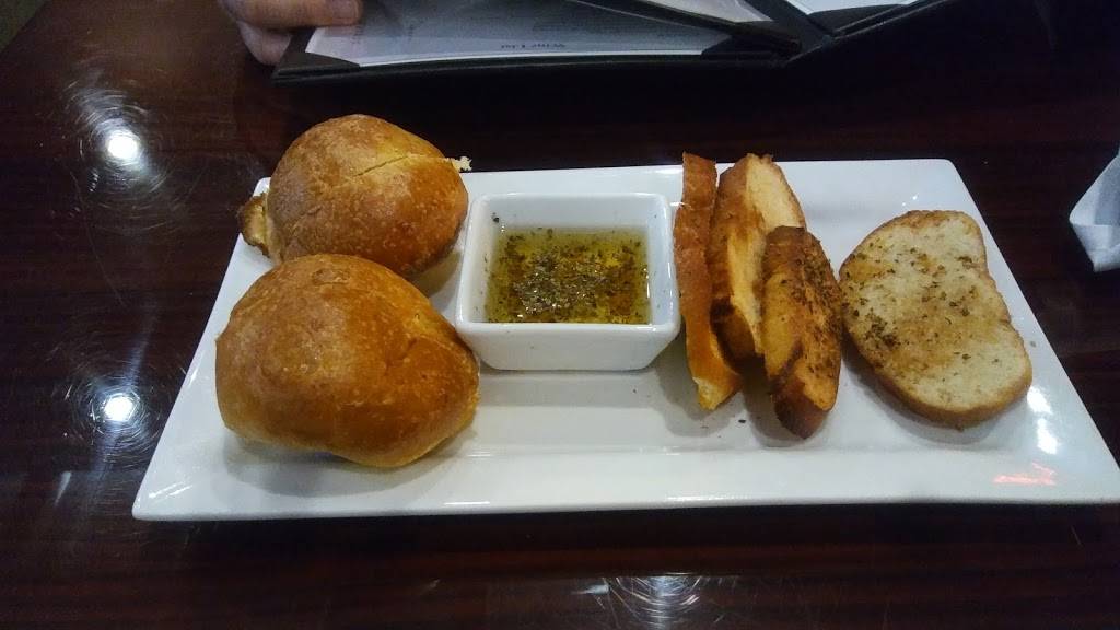 Vine Restaurant | restaurant | 25 E Railroad Ave, Jamesburg, NJ 08831, USA | 7326565103 OR +1 732-656-5103