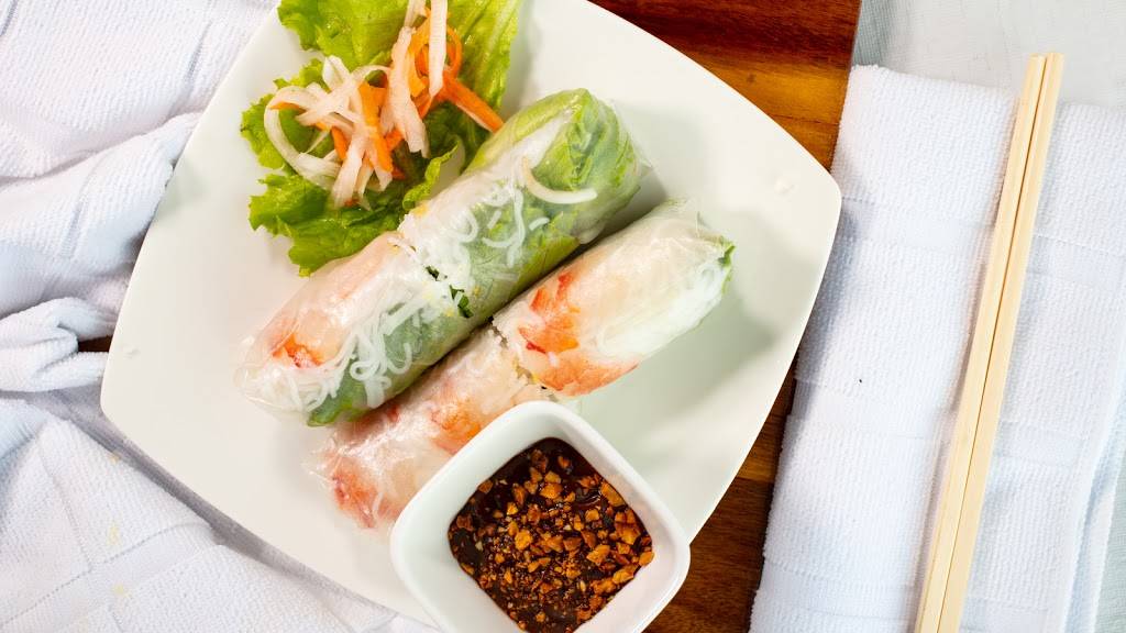 Pho Soho | restaurant | 925 Rathburn Rd E, Mississauga, ON L4W 4C3, Canada | 9058972888 OR +1 905-897-2888