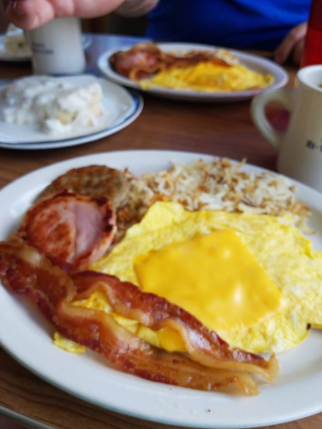 Rachels Hi-Way Cafe | restaurant | 2617 S Park Ave, Alexandria, IN 46001, USA | 7657242944 OR +1 765-724-2944