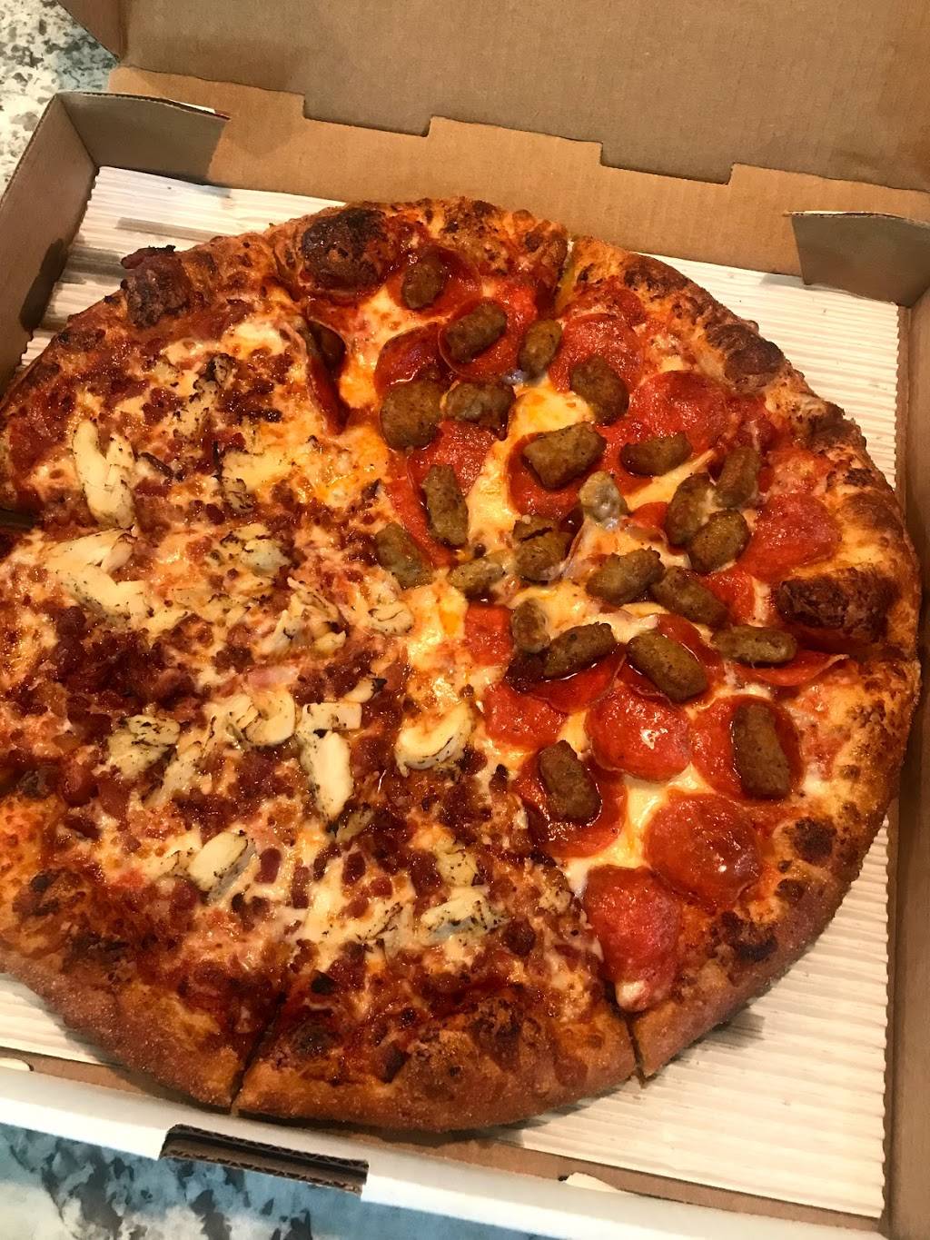 Marcos Pizza | meal delivery | 2230 Herndon Ave, Clovis, CA 93611, USA | 5594720090 OR +1 559-472-0090