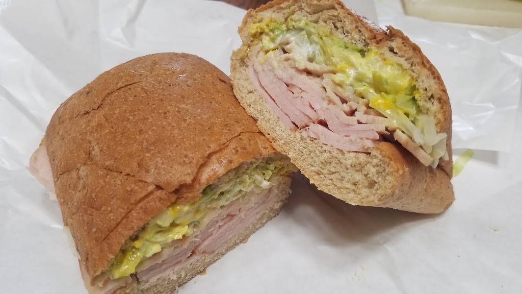 Freedom Meat Lockers | restaurant | 160 Hi Grade Ln, Freedom, CA 95019, USA | 8317244355 OR +1 831-724-4355