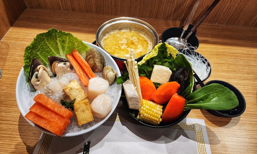 Shiki Shabu Shabu | restaurant | 342 Moody St, Waltham, MA 02453, USA | 7814722612 OR +1 781-472-2612