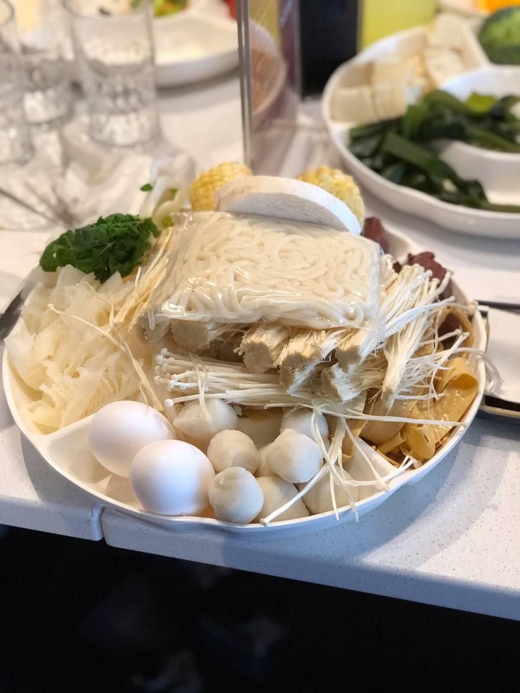 Première Fondue | restaurant | 7209 Boulevard Taschereau #109, Brossard, QC J4Y 1A1, Canada | 4509263677 OR +1 450-926-3677