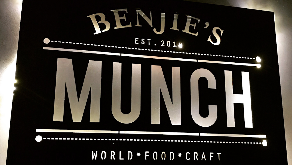 Benjies Munch | restaurant | 1218 W Bitters Rd Suite 107, San Antonio, TX 78216, USA | 2105568624 OR +1 210-556-8624