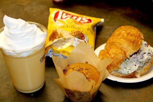 Chelsea Coffee House | cafe | 16688 US-280 Suite B, Chelsea, AL 35043, USA | 2056784444 OR +1 205-678-4444