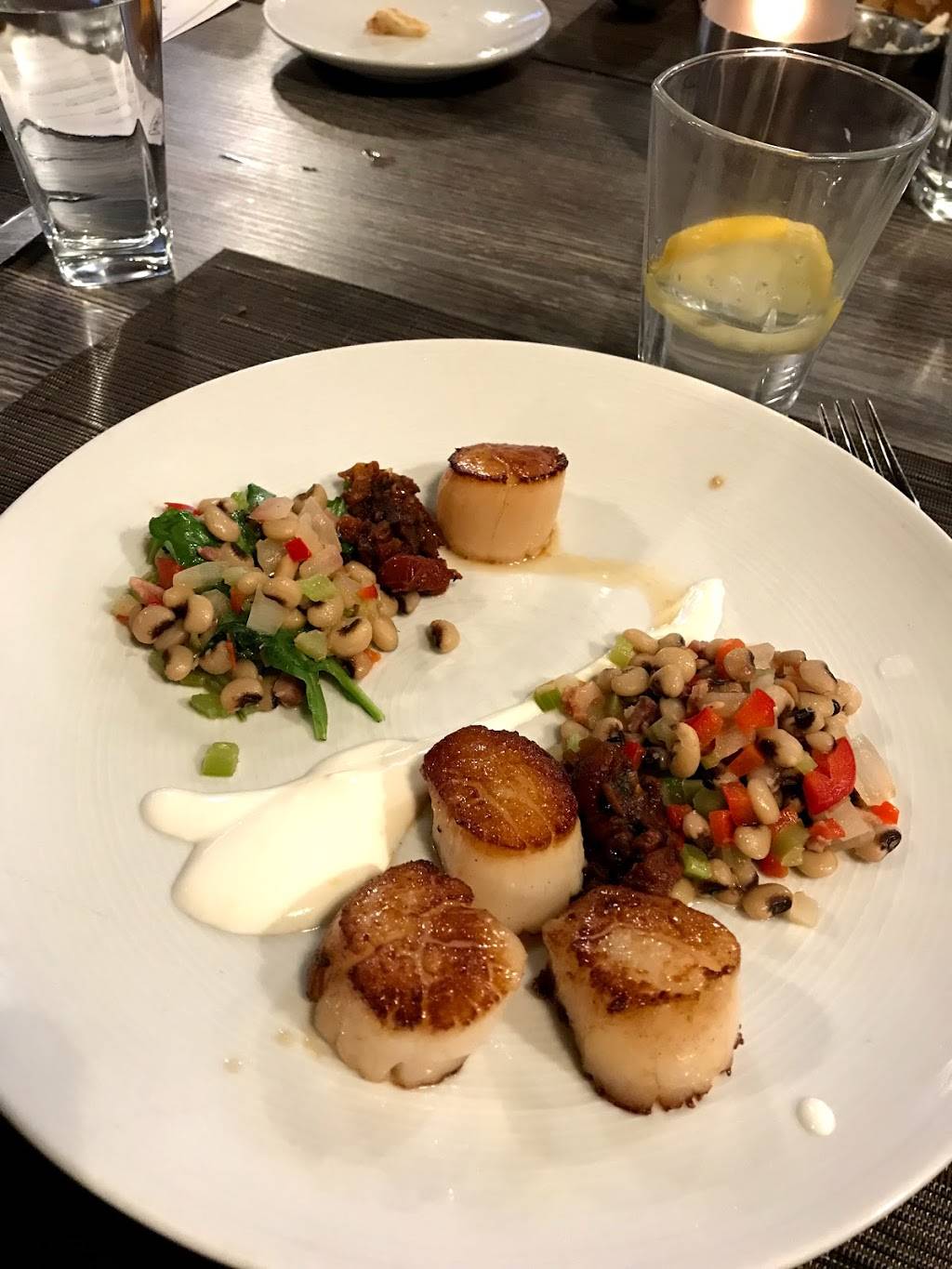 Caribsea | restaurant | 8921 Crew Dr, Emerald Isle, NC 28594, USA | 2524248400 OR +1 252-424-8400