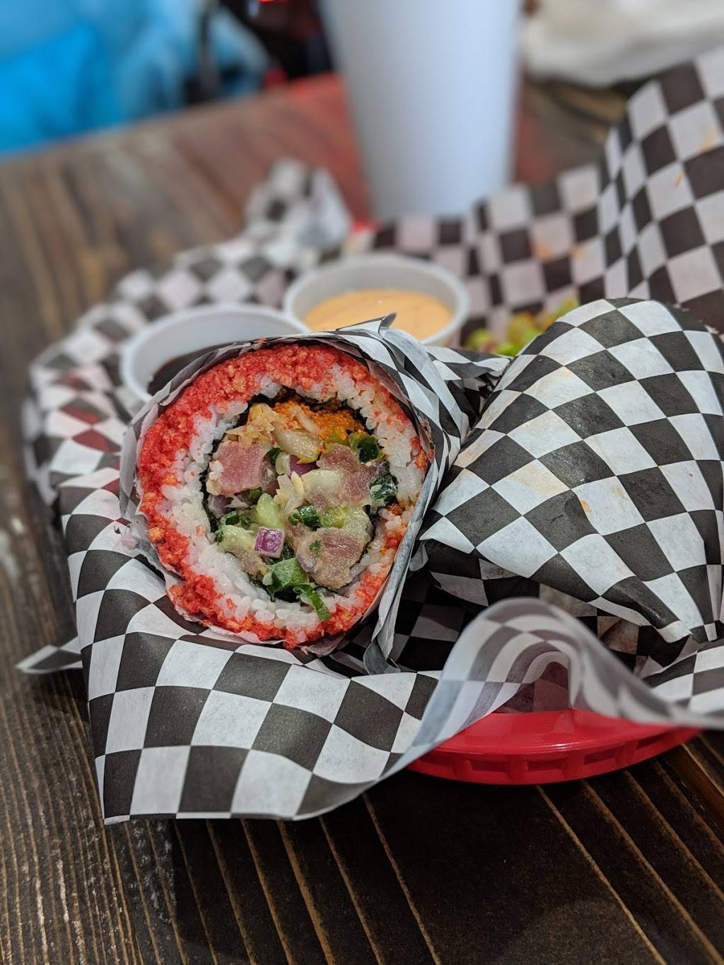 Poke Mix | restaurant | 8918 W 21st St #600, Wichita, KS 67205, USA | 3168317716 OR +1 316-831-7716