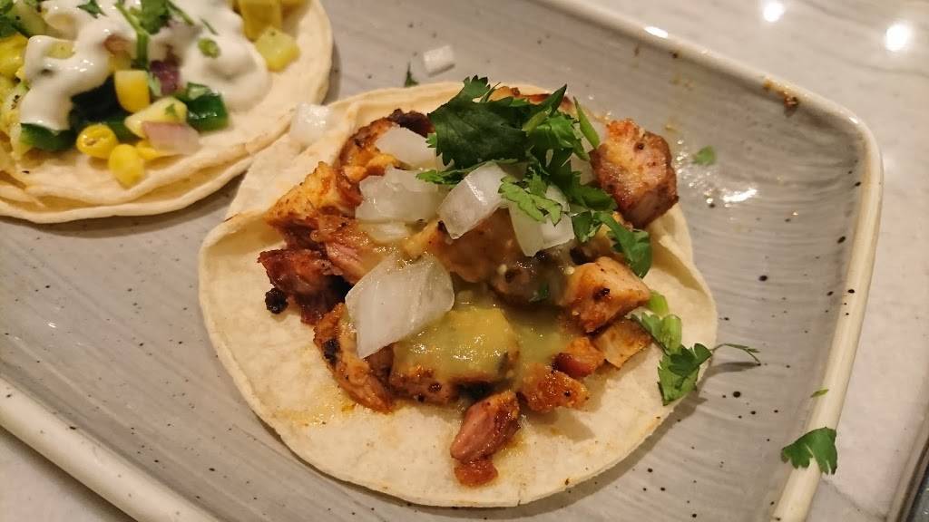 Scroll Bar Waterside Kitchen | restaurant | 223 Twin Dolphin Dr, Redwood City, CA 94065, USA | 6505989000 OR +1 650-598-9000