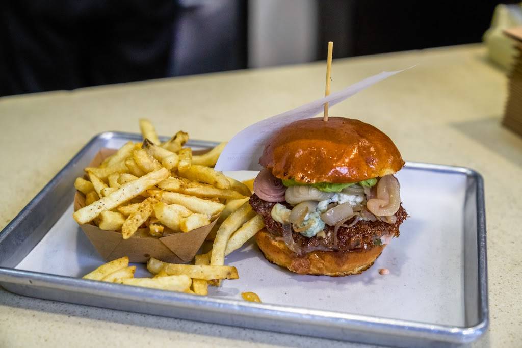 Rounds Premium Burgers | restaurant | 46 N Lake Ave, Pasadena, CA 91101, USA | 6263049810 OR +1 626-304-9810