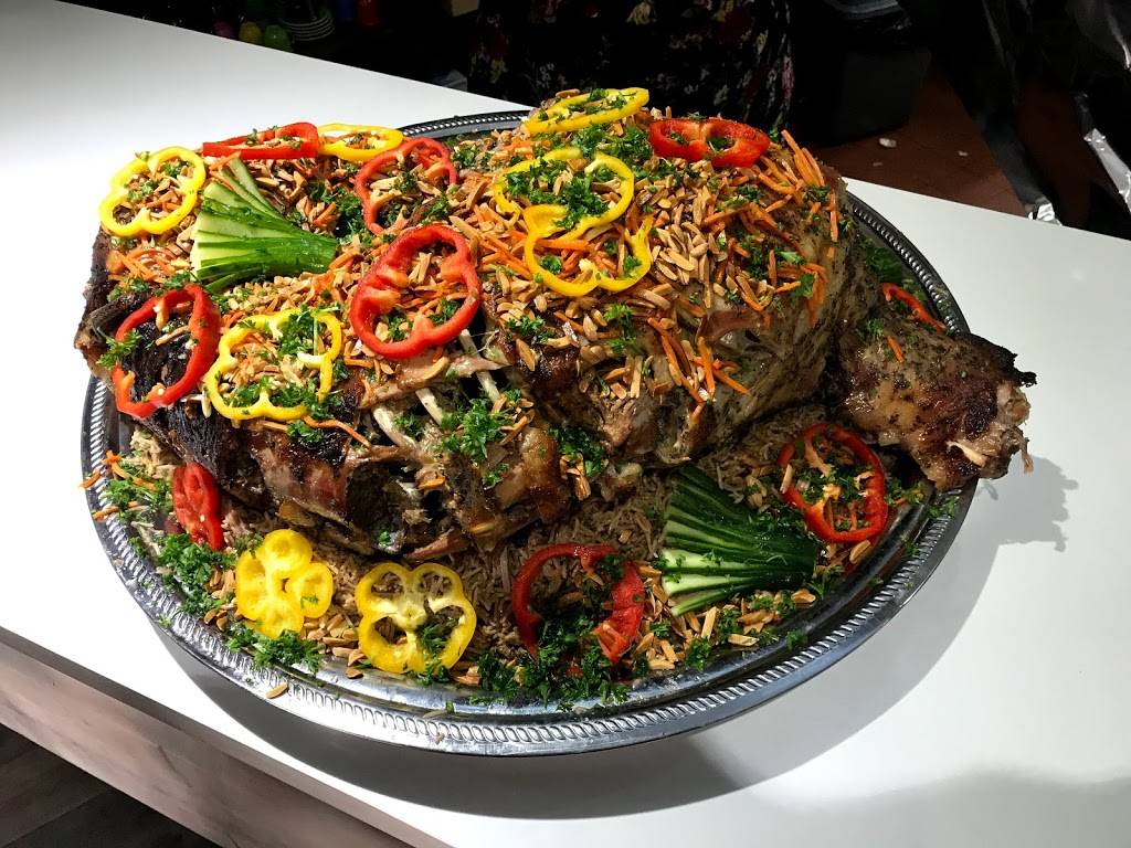 Mangoss | restaurant | 152 Lakeshore Rd E, Mississauga, ON L5G 1E9, Canada | 9059907722 OR +1 905-990-7722