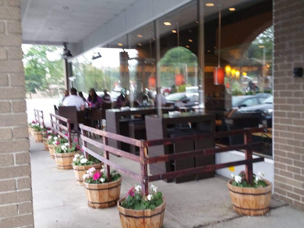 California Pizza Kitchen at Scarsdale | restaurant | 365 Central Park Ave, Scarsdale, NY 10583, USA | 9147220600 OR +1 914-722-0600