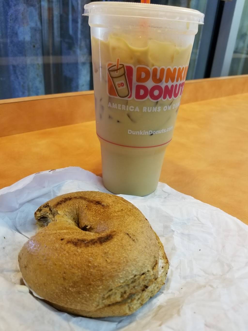 Dunkin | bakery | 10140 Okeechobee Blvd, West Palm Beach, FL 33411, USA | 5617920091 OR +1 561-792-0091
