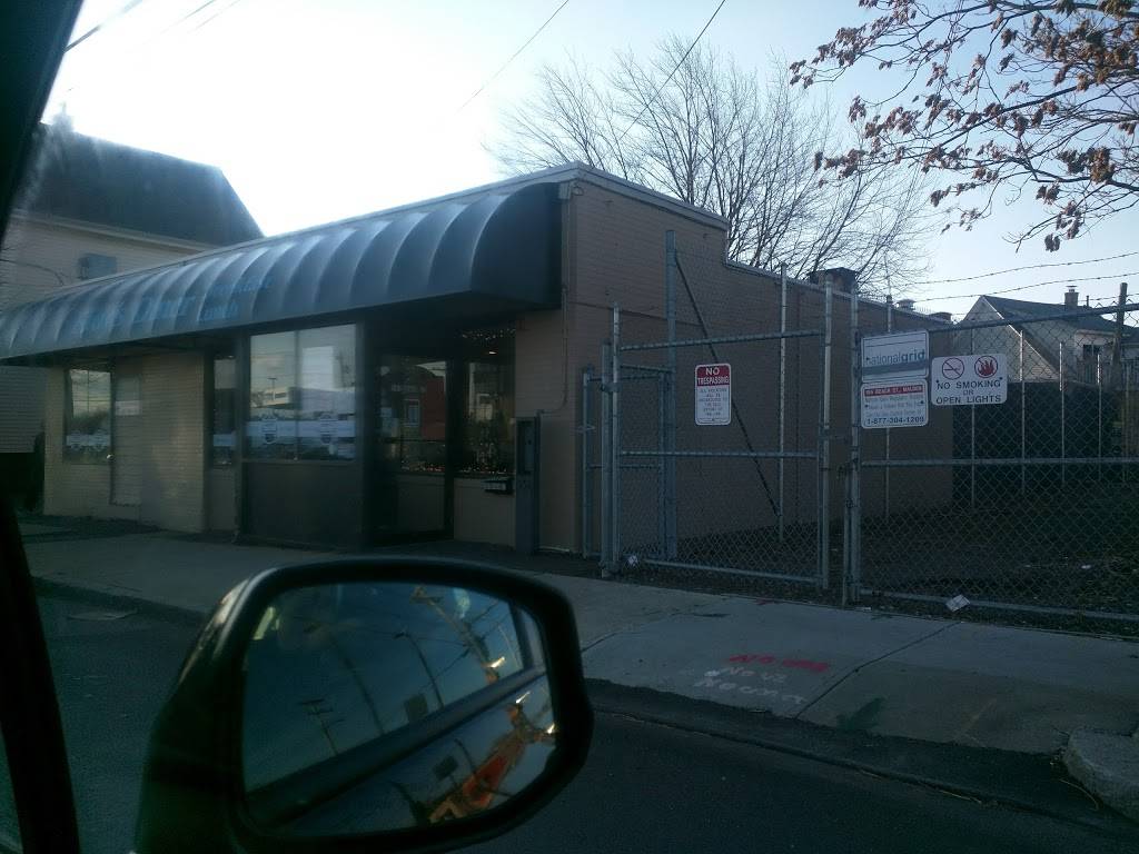 Eddys Diner | restaurant | 187 Beach St, Malden, MA 02148, USA | 7816053077 OR +1 781-605-3077