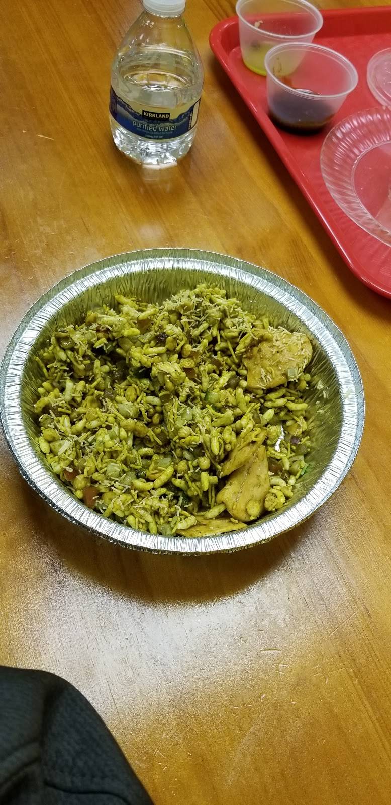 Dilli Chaat Corner | restaurant | 15801 Manchester Rd, Ellisville, MO 63011, USA | 6365792902 OR +1 636-579-2902