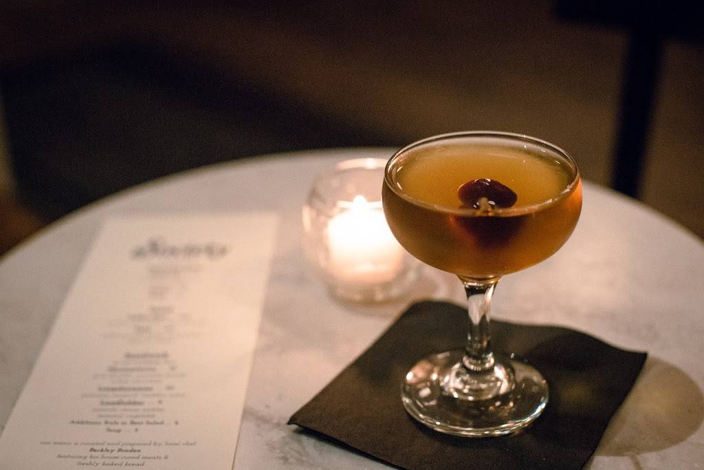 The Society Hotel Bingen Bar and Cafe | cafe | 405 E Franklin St, Bingen, WA 98605, USA | 5097744437 OR +1 509-774-4437