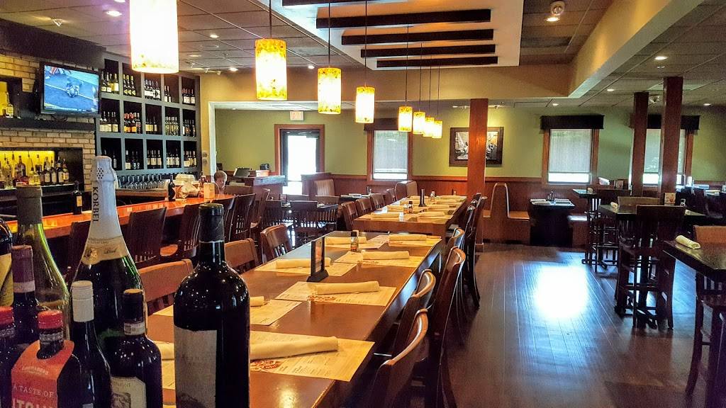 Carrabbas Italian Grill | restaurant | 7620 N Wickham Rd, Melbourne, FL 32940, USA | 3212530991 OR +1 321-253-0991