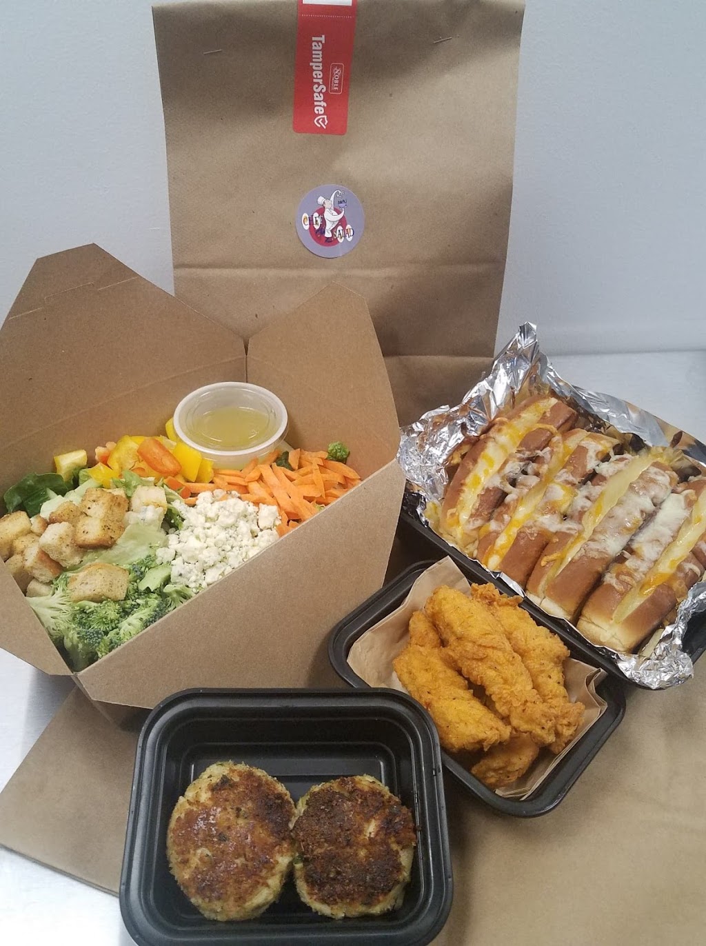 Picket Fence Gastrodiner | restaurant | 1282 Essex Ave #20, Columbus, OH 43201, USA | 6143981662 OR +1 614-398-1662