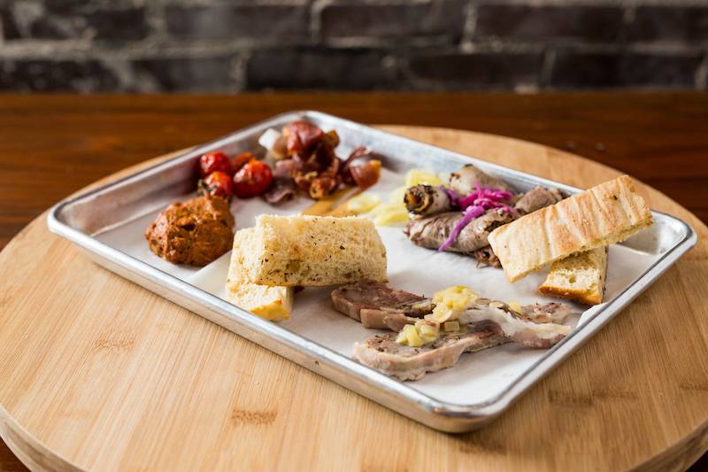 Bone-In Barbeque | restaurant | 2180 Boyce Street, Columbia, SC 29201, USA | 8037287512 OR +1 803-728-7512