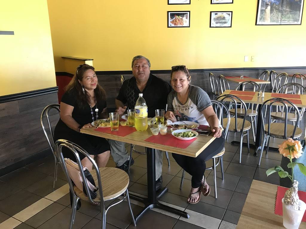 El Rinconcito | restaurant | 4806 Bardstown Rd, Louisville, KY 40291, USA | 5027429537 OR +1 502-742-9537