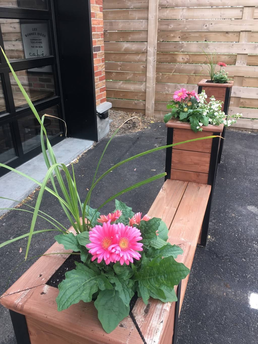 La Machine à Café | restaurant | 20 Rue Richard, Repentigny, QC J5Y 1J1, Canada | 5148826891 OR +1 514-882-6891