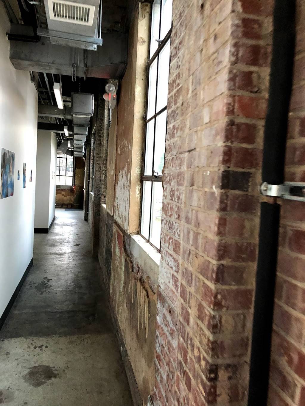 Hunter-Gatherer Brewery/Taproom | restaurant | 1402 Jim Hamilton Blvd, Columbia, SC 29205, USA | 8037641237 OR +1 803-764-1237