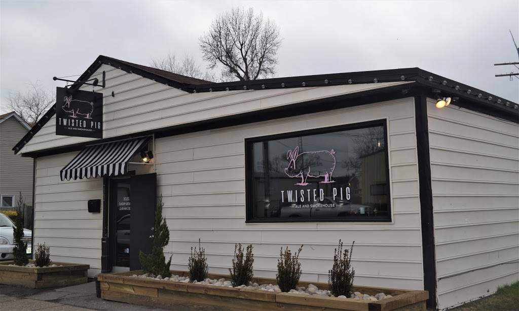 Twisted Pig Ale & Smokehouse | restaurant | 2021, 722 Mt Vernon Ave, Portsmouth, VA 23707, USA | 7573997557 OR +1 757-399-7557