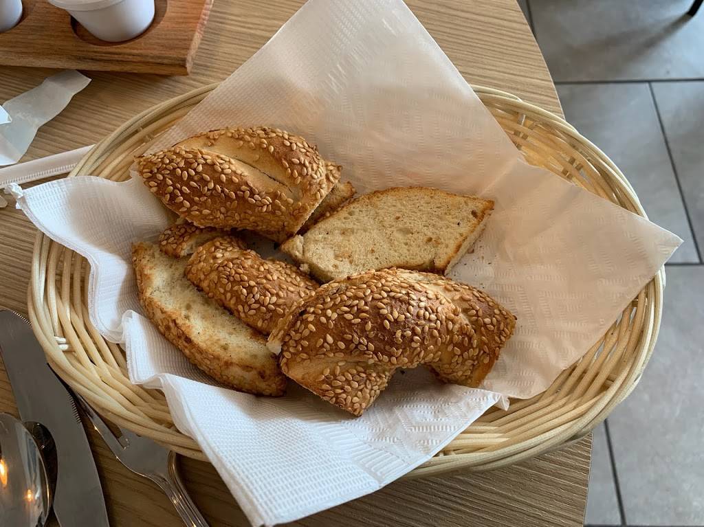 Smile Cafe Breakfast & Lunch | restaurant | 4198 William Penn Hwy, Easton, PA 18045, USA | 6104381686 OR +1 610-438-1686