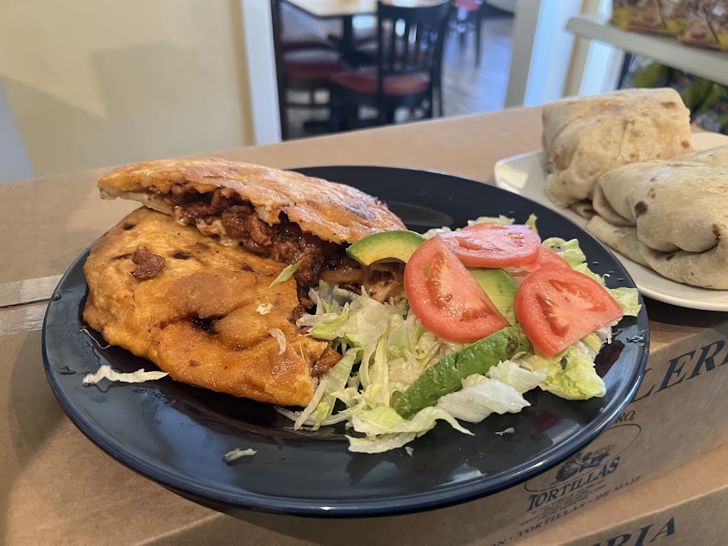 Rancho Verde Tienda y Restaurante | restaurant | 312 Reading Rd, Mason, OH 45040, USA | 5137019060 OR +1 513-701-9060