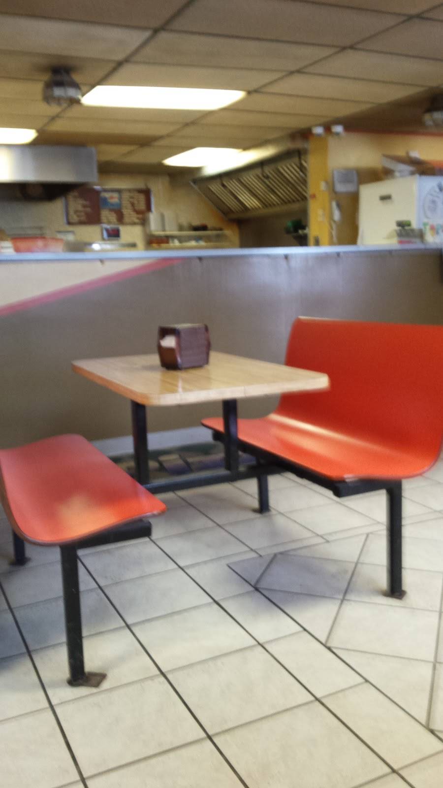 Dominicks Pizzeria | restaurant | 117 E Pottsville St, Pine Grove, PA 17963, USA | 5703454930 OR +1 570-345-4930