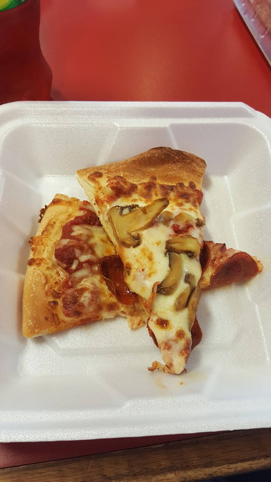 Buckeye Deli & Grocery | meal takeaway | 124 Millersburg St, Nashville, OH 44661, USA | 3303785663 OR +1 330-378-5663