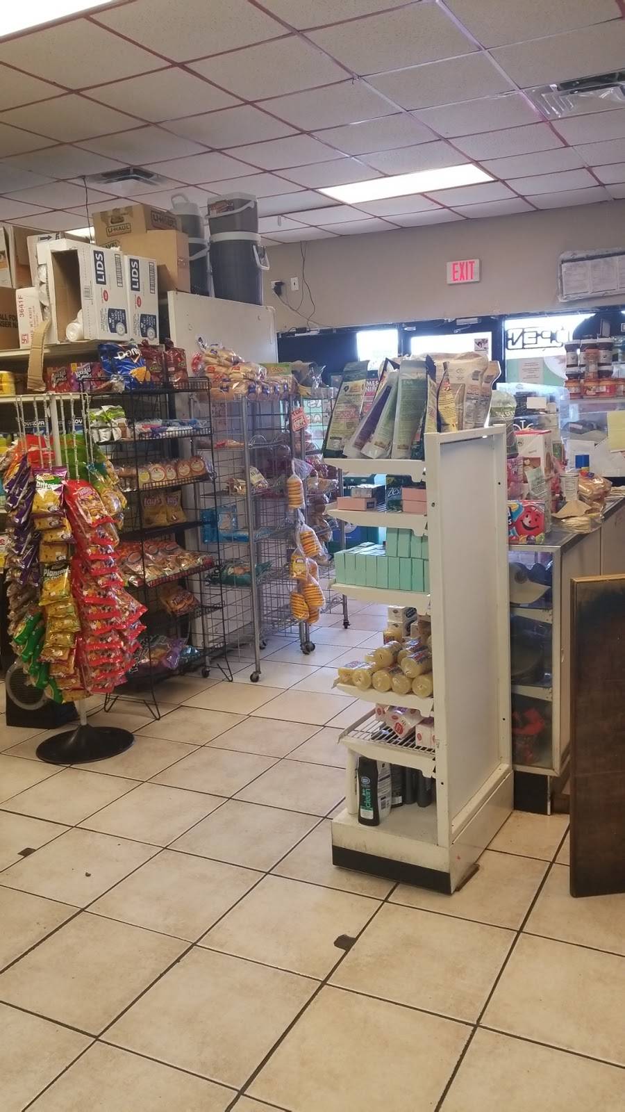 La Caribena | restaurant | 131 Buenaventura Blvd, Kissimmee, FL 34743, USA | 4073444500 OR +1 407-344-4500