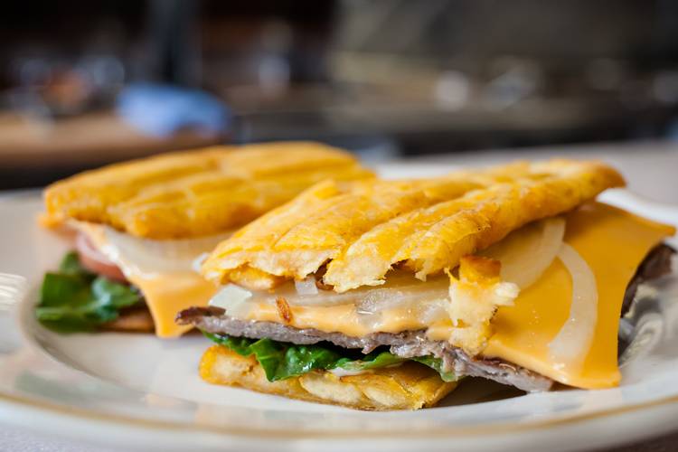 Cafe Central | restaurant | 1437 W Chicago Ave #1, Chicago, IL 60642, USA | 3122436776 OR +1 312-243-6776