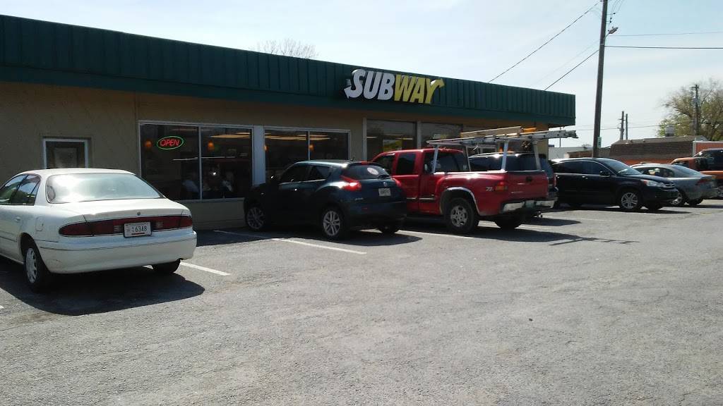 Subway | restaurant | 2610 Amnicola Hwy, Chattanooga, TN 37406, USA | 4234931174 OR +1 423-493-1174