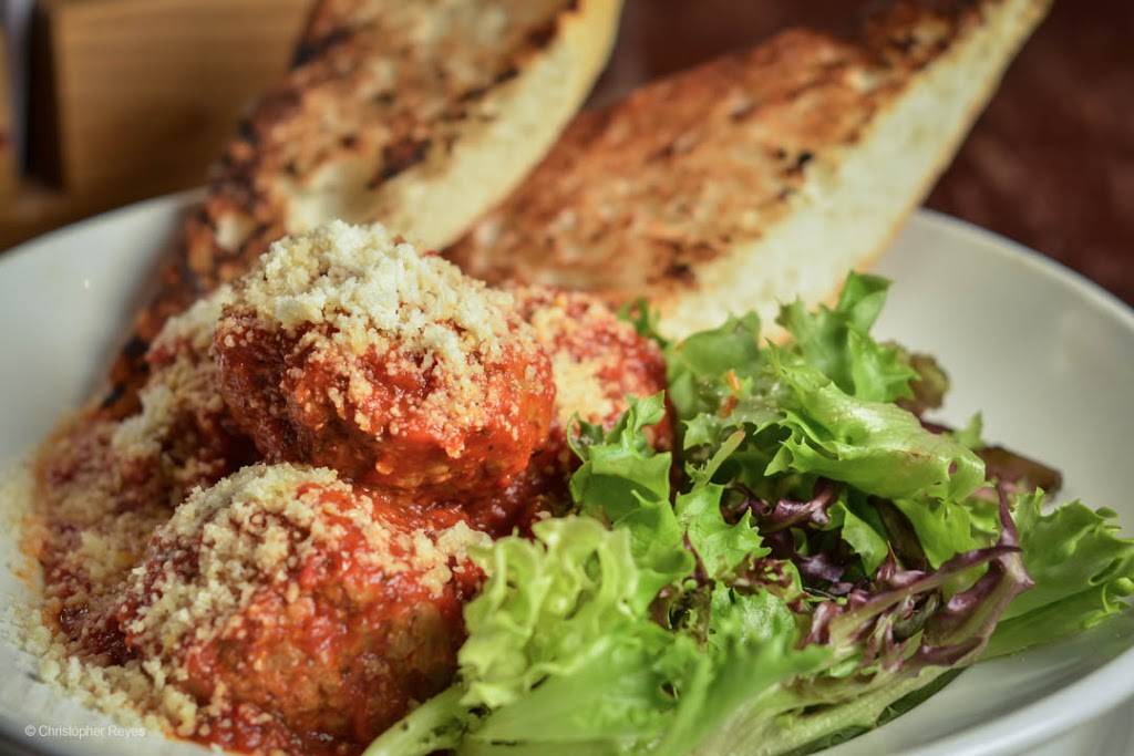 Bardog Tavern | restaurant | 73 Monroe Ave, Memphis, TN 38103, USA | 9012758752 OR +1 901-275-8752