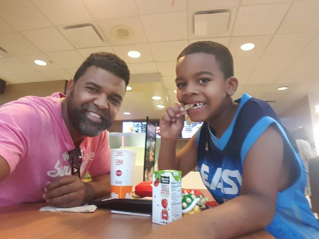 McDonalds | restaurant | 6927 Silver Star Rd, Orlando, FL 32818, USA | 4072951001 OR +1 407-295-1001