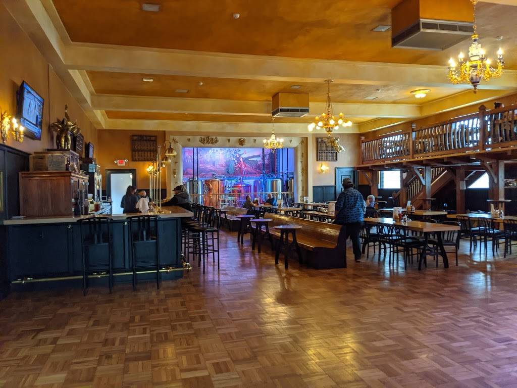 Al. Ringling Brewing Co. | restaurant | 623 Broadway St, Baraboo, WI 53913, USA | 6084484013 OR +1 608-448-4013