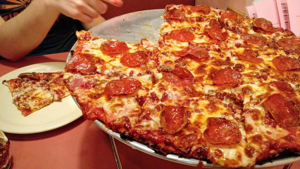 Fatsos Pizza | meal takeaway | 3131 E Thunderbird Rd # 55, Phoenix, AZ 85032, USA | 6029921122 OR +1 602-992-1122