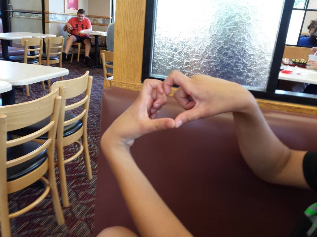 Wendys | restaurant | 1894 US-6, Carmel Hamlet, NY 10512, USA | 8452259704 OR +1 845-225-9704