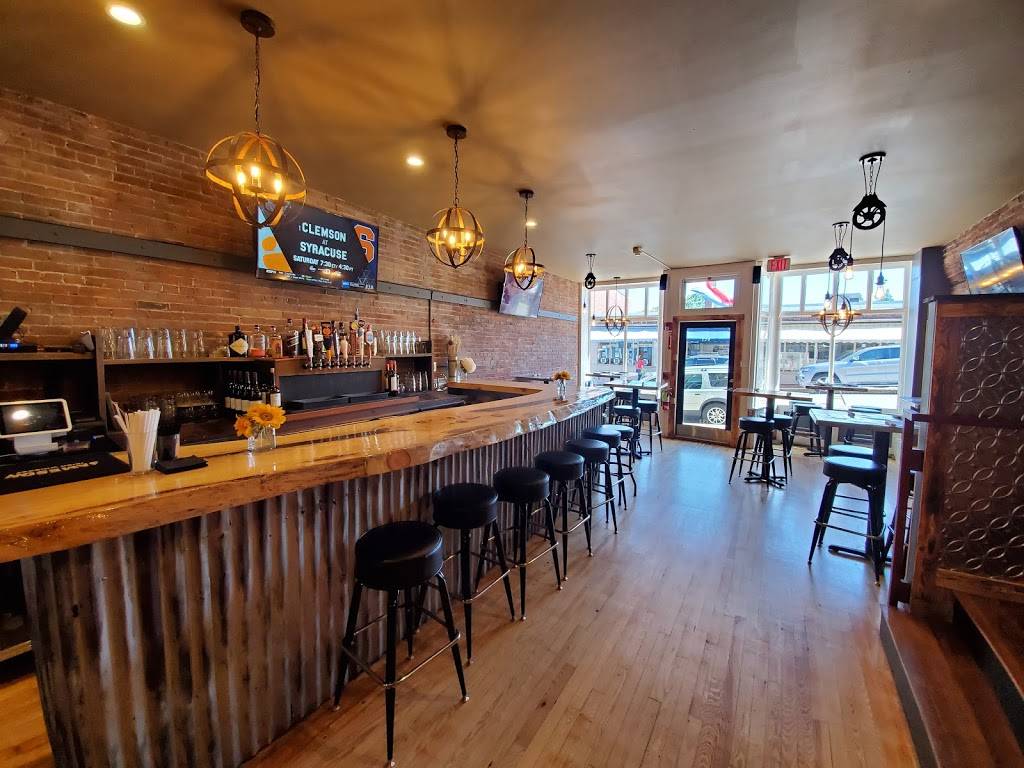 Brunos Wood-Fired Pizzeria | restaurant | 128 Front St, Bath, ME 04530, USA | 2073717000 OR +1 207-371-7000