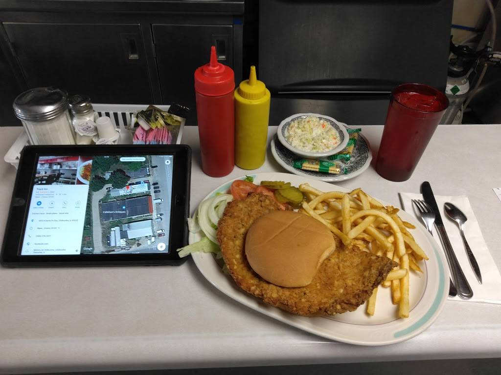 Track Inn | restaurant | 1815 N Santa Fe Ave, Chillicothe, IL 61523, USA | 3092742217 OR +1 309-274-2217