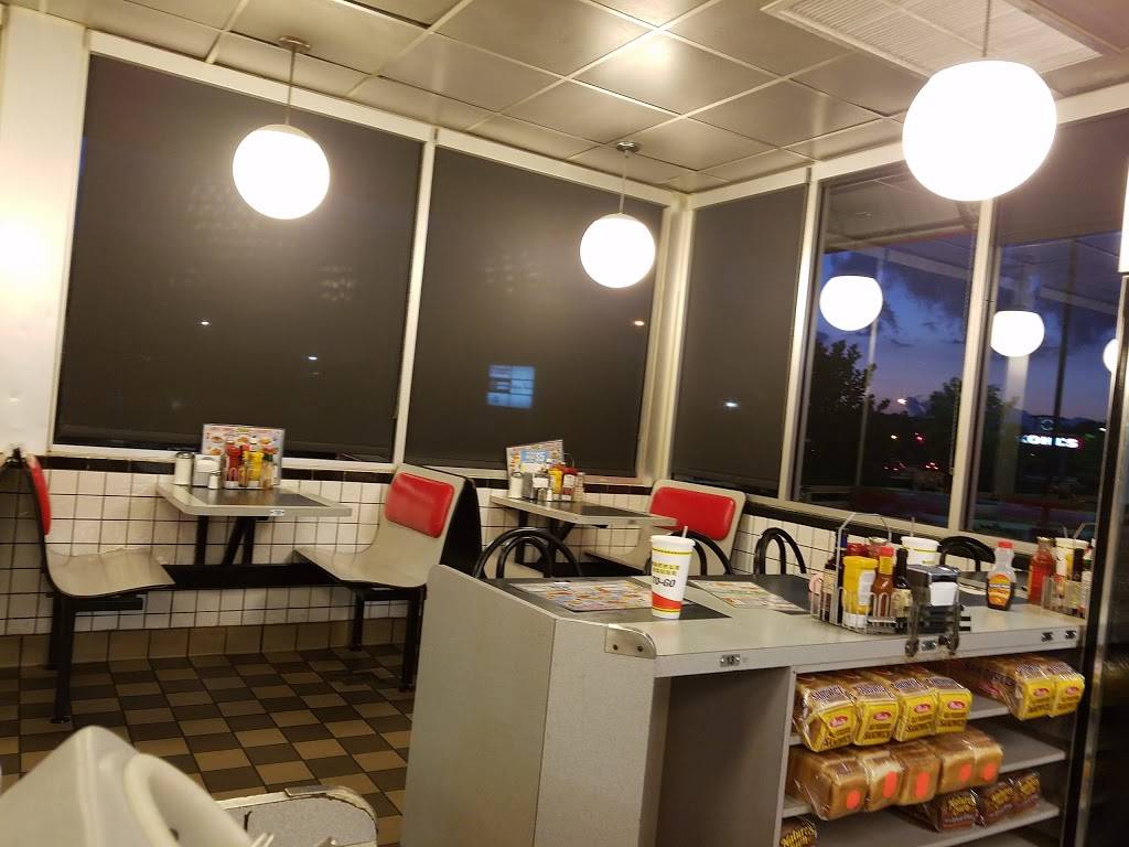 Waffle House | meal takeaway | 7106 Bailey Creek Cir SE, Huntsville, AL 35802, USA | 2568837366 OR +1 256-883-7366