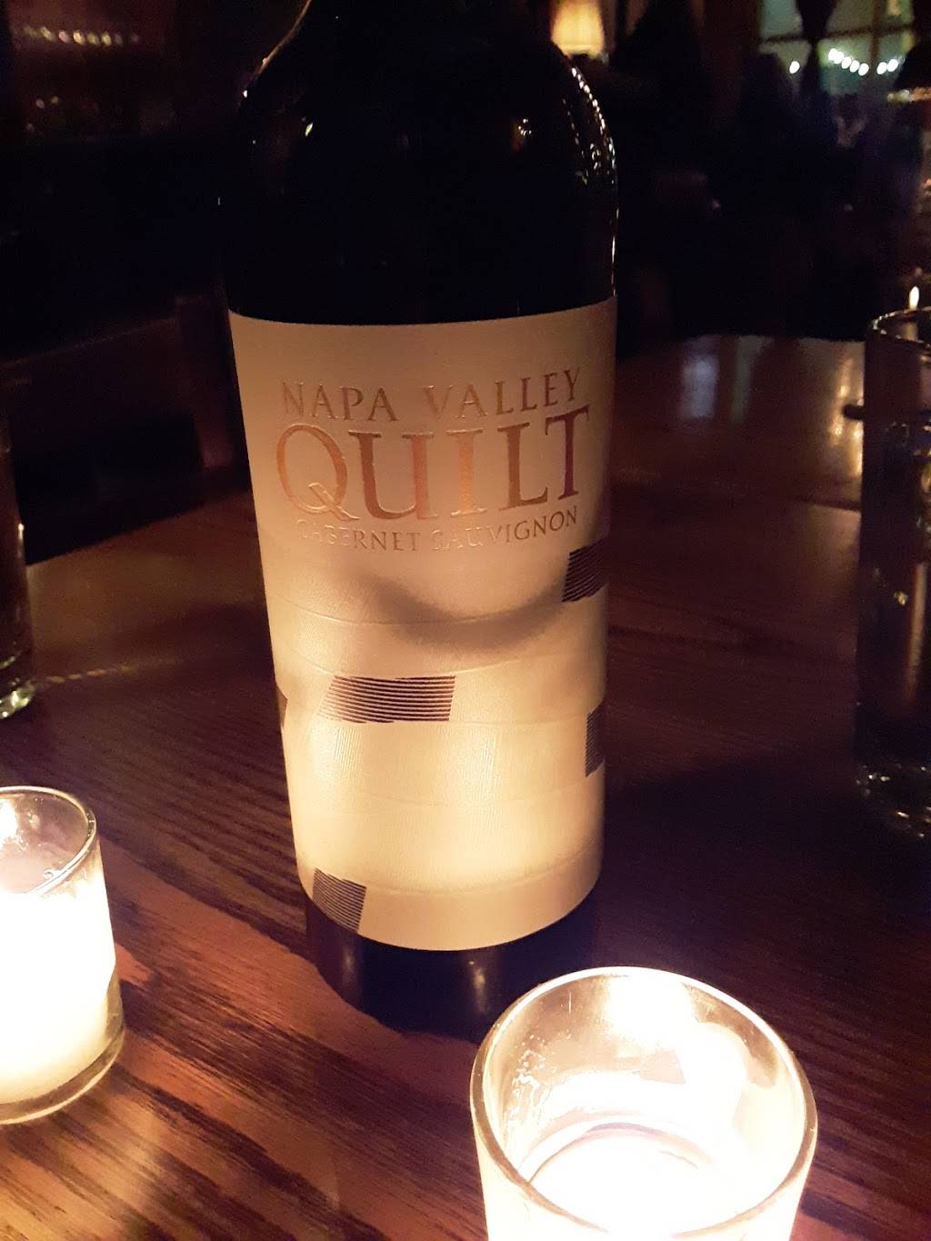 Market Avenue Wine Bar | restaurant | 2521 Market Ave, Cleveland, OH 44113, USA | 2166969463 OR +1 216-696-9463