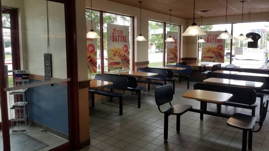 Valentine | restaurant | 405 Boulevard de lHôpital, Gatineau, QC J8T 8E2, Canada | 8192462220 OR +1 819-246-2220