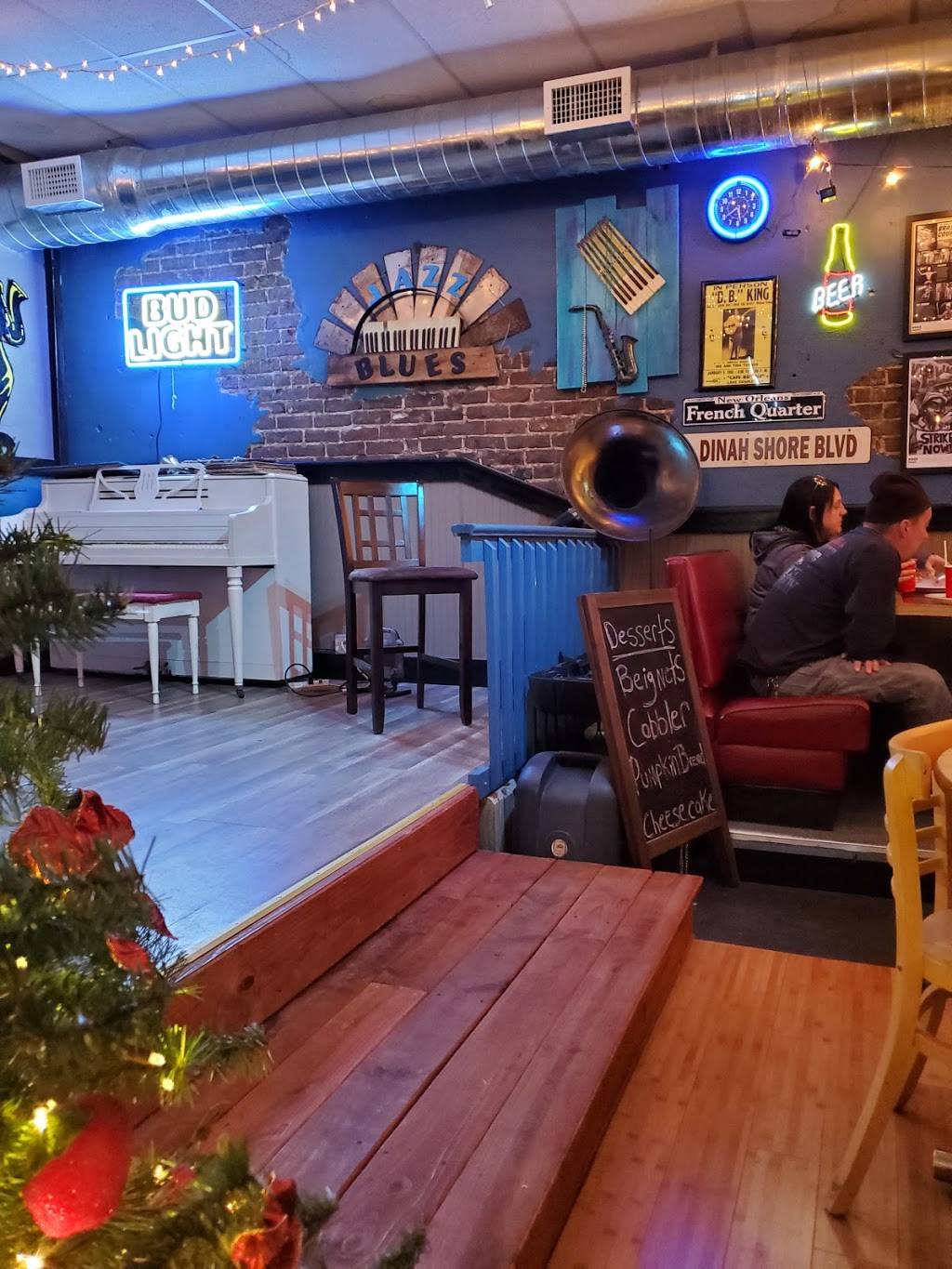 Sonnys on Main | restaurant | 106 E Main St, Decherd, TN 37324, USA | 9313135417 OR +1 931-313-5417